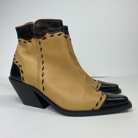 Donald J. Pliner Shoes - Donald J Pliner Western Couture Collection Women's Size 6 M Ankle Boots Italy